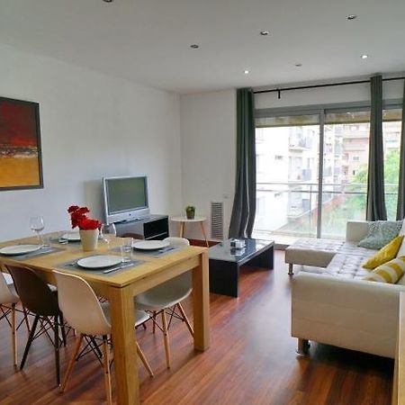 Apartamento Fira Barcelona โอสปิตาเล็ต เดอ โยเบรกัต ภายนอก รูปภาพ