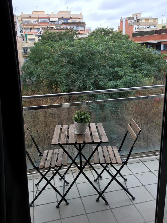 Apartamento Fira Barcelona โอสปิตาเล็ต เดอ โยเบรกัต ภายนอก รูปภาพ